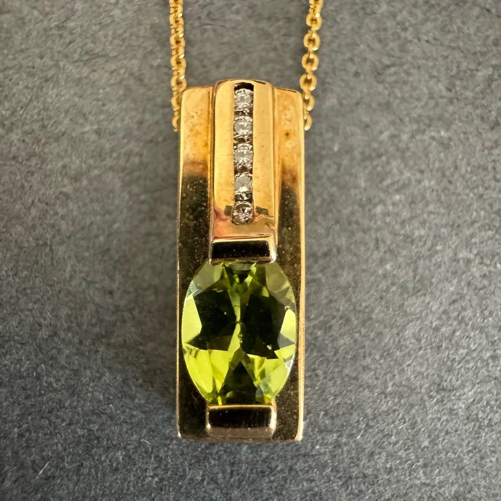 Midas 14K Gold Necklace with Peridot & Diamond Pendant - Picture 9 of 11